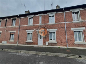 maison-villa à la vente -   02300  CHAUNY, surface 63 m2 vente maison-villa - APR736854